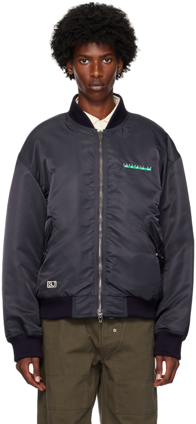 Куртка-бомбер MA-1 с вышитым логотипом Kijun
Куртка-бомбер MA-1 с вышитым логотипом Kijun