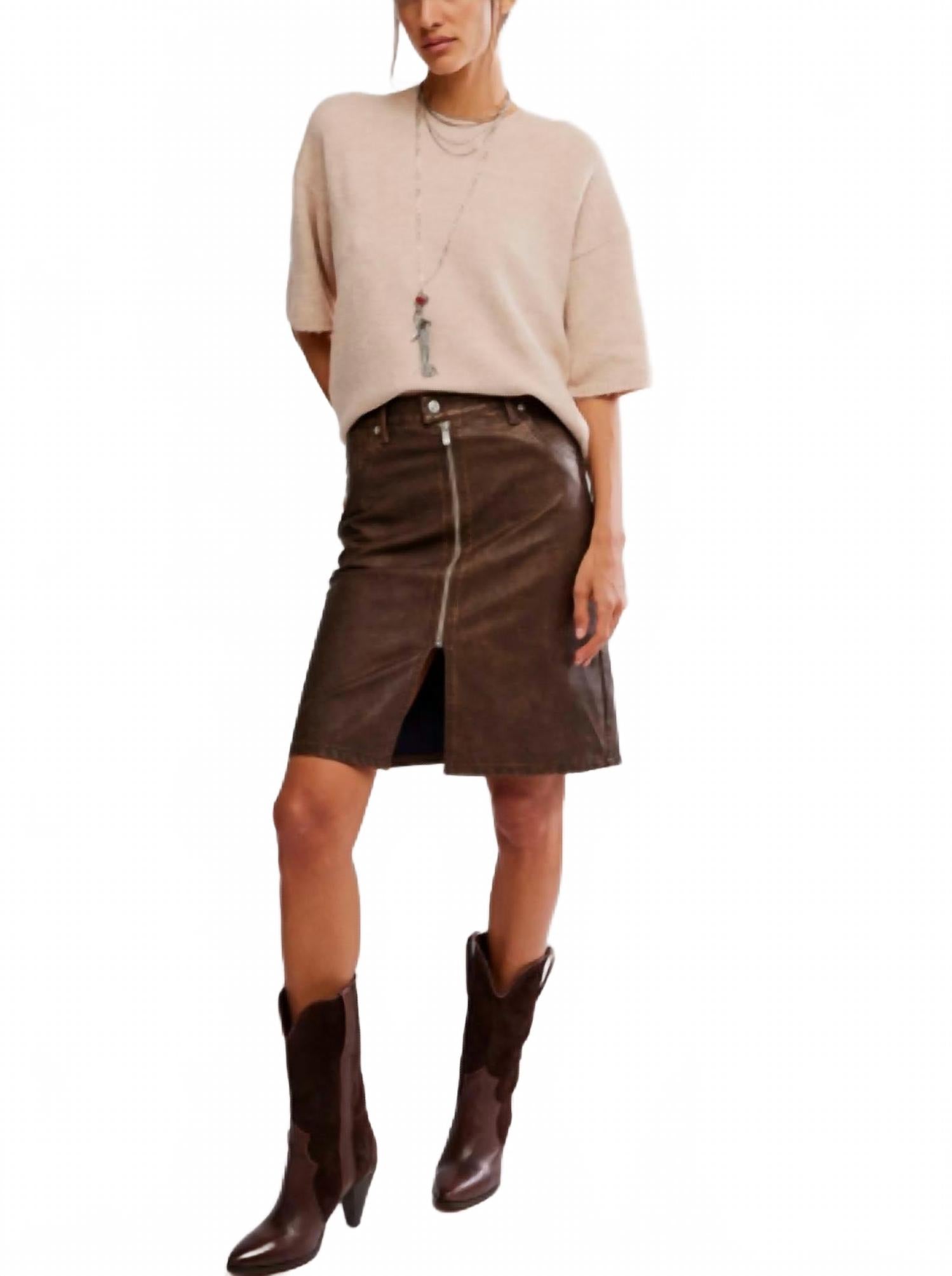 Free People Веганская юбка-миди Sycamore, цвет ржавый
Free People Веганская юбка-миди Sycamore, цвет ржавый