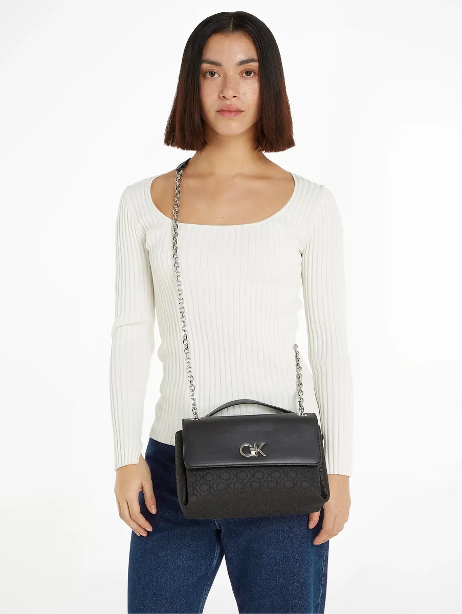 Сумка через плечо Calvin Klein "RE-LOCK CONV SHOULDER BAG_JQC", женская сумка через плечо женская, черный
Сумка через плечо Calvin Klein "RE-LOCK CONV SHOULDER BAG_JQC", женская сумка через плечо женская, черный