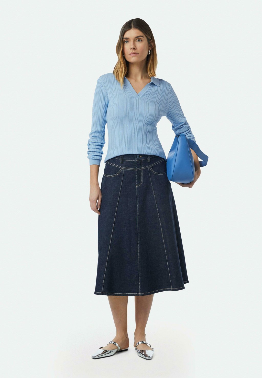 Джемпер SLIM-FIT comma, светло-голубой
Джемпер SLIM-FIT comma, светло-голубой