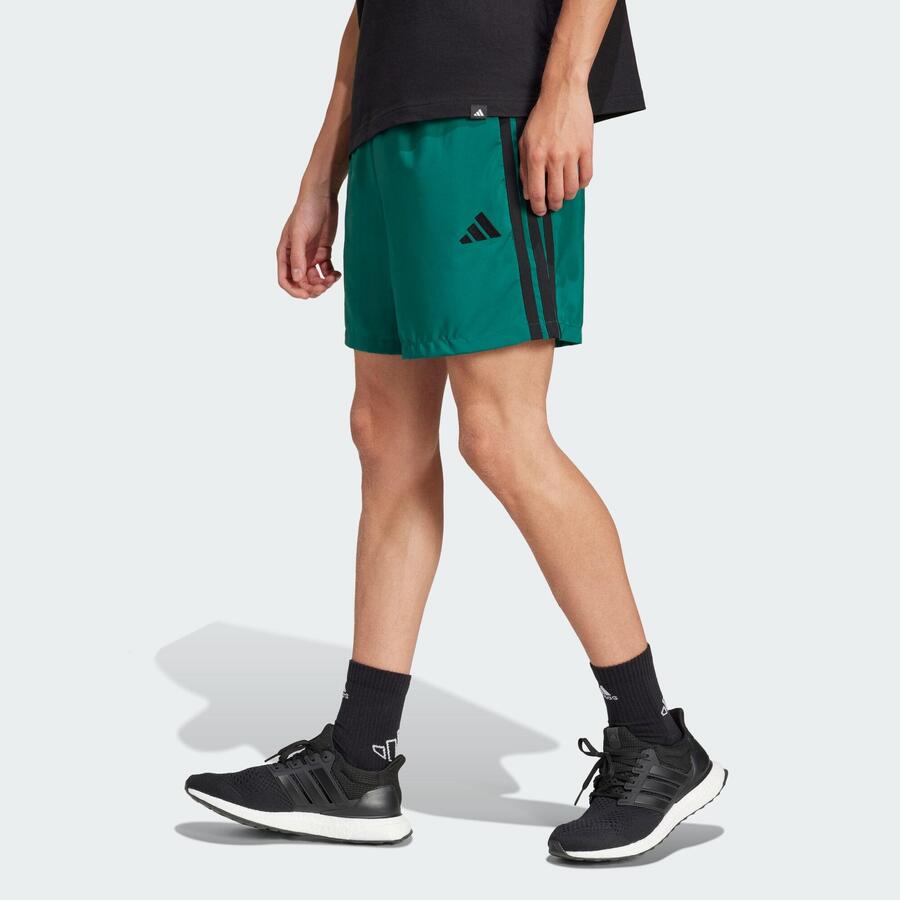 ADIDAS Шорты Челси Essentials с тремя полосками
ADIDAS Шорты Челси Essentials с тремя полосками