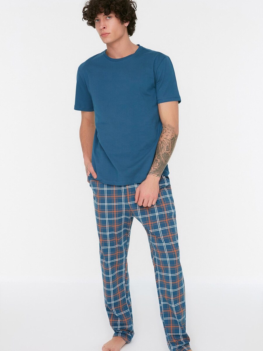 Длинная пижама Trendyol, морской синий
Длинная пижама Trendyol, морской синий