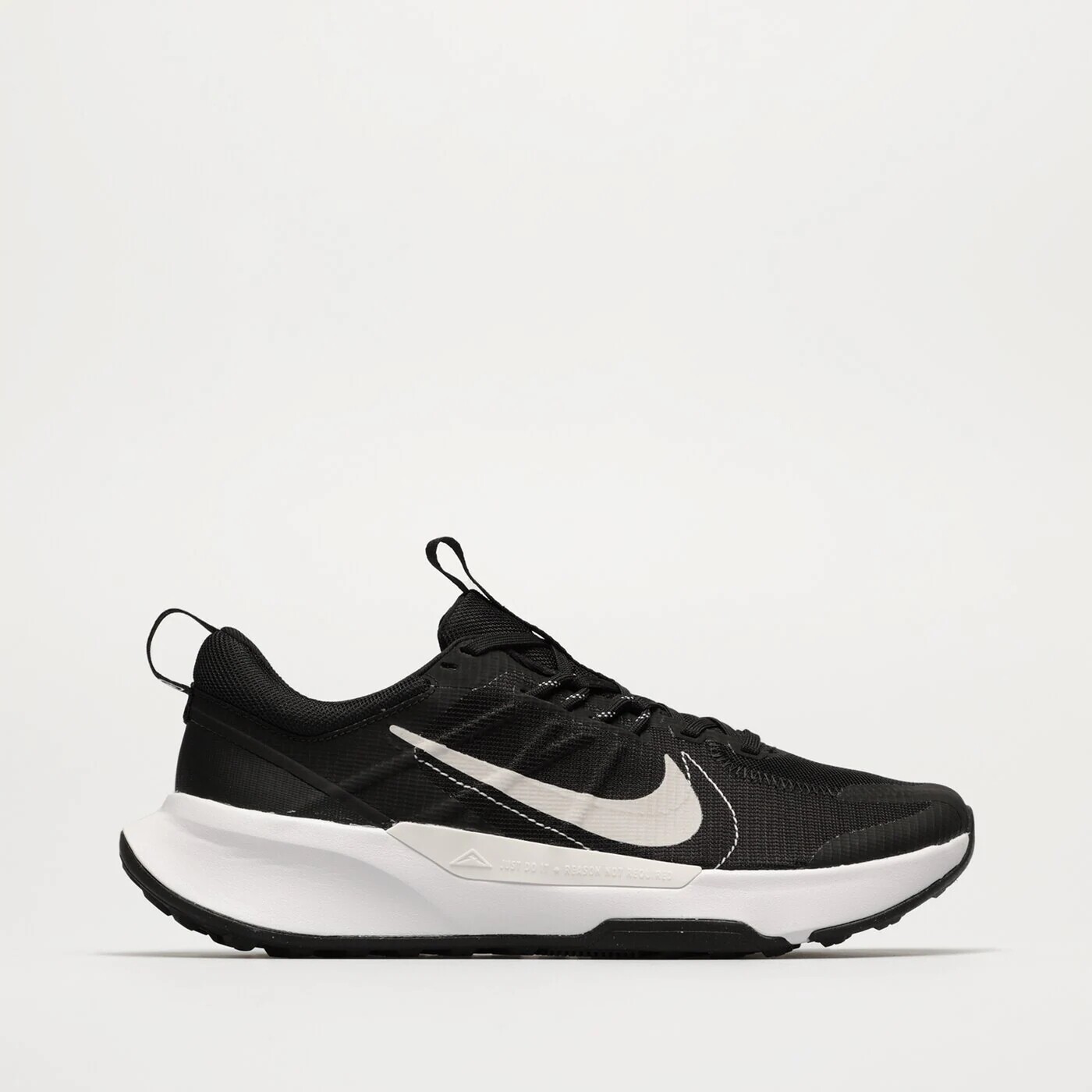 Кроссовки Nike Juniper Trail 2, черный / белый
Кроссовки Nike Juniper Trail 2, черный / белый