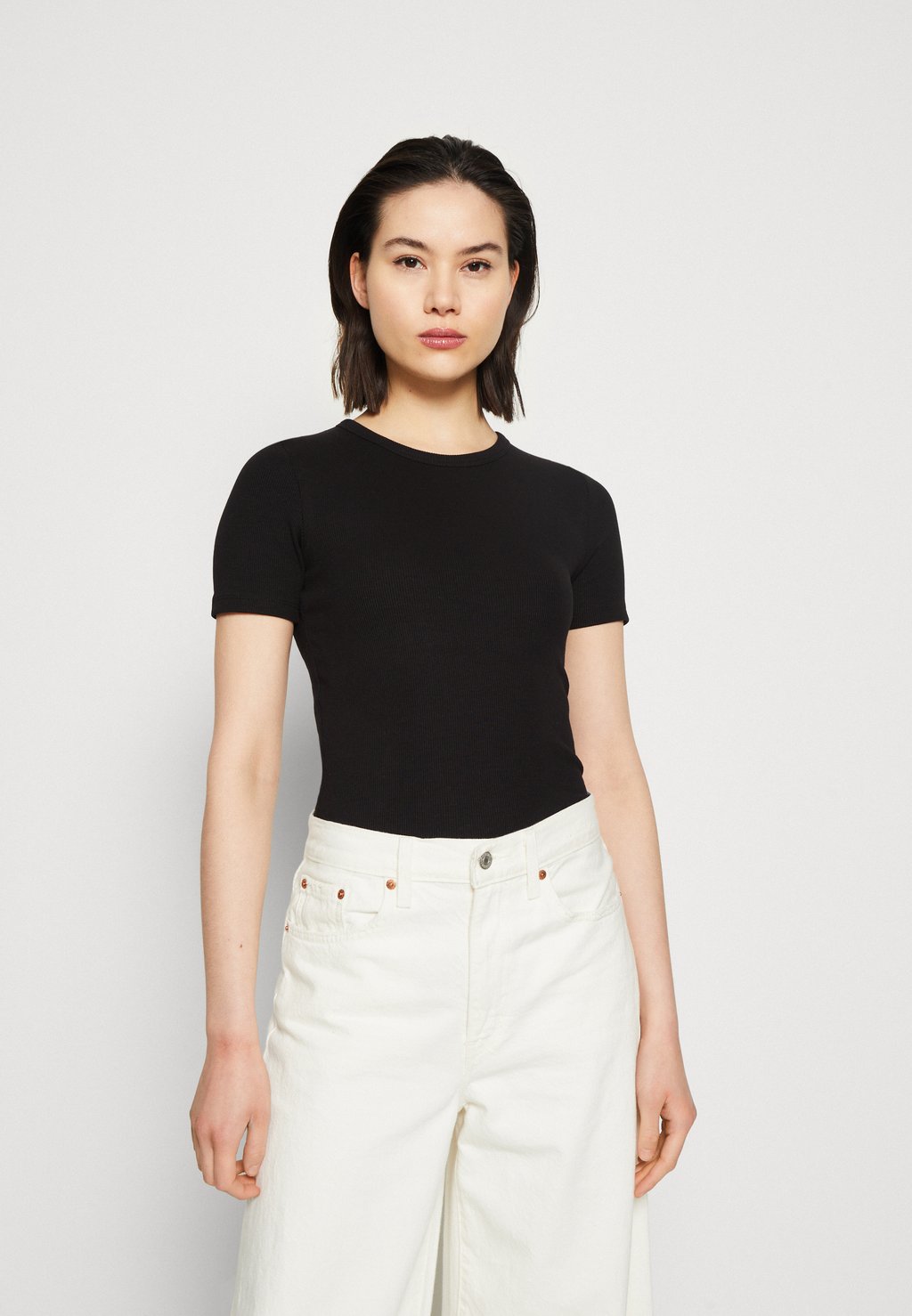 Базовая футболка JXFRANKIE JJXX, черный
Базовая футболка JXFRANKIE JJXX, черный