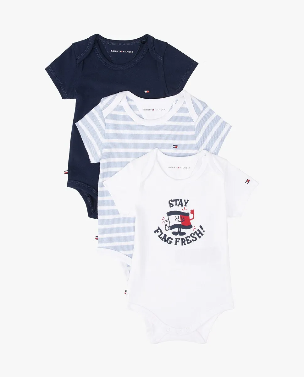 Бэби мальчик подарочный набор из трех боди с вышитым логотипом Tommy Hilfiger, цвет Rosa
Бэби мальчик подарочный набор из трех боди с вышитым логотипом Tommy Hilfiger, цвет Rosa