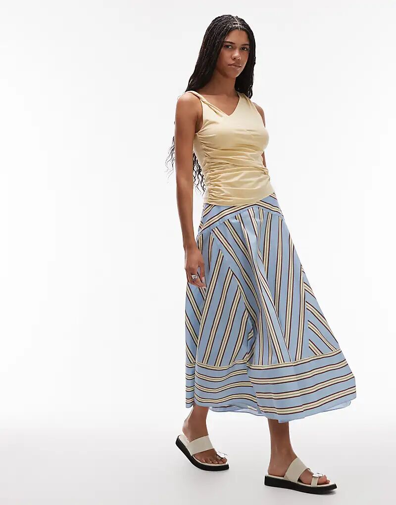 Юбка макси Topshop с заниженной талией и разрезами в синюю и лаймовую полоску
Юбка макси Topshop с заниженной талией и разрезами в синюю и лаймовую полоску