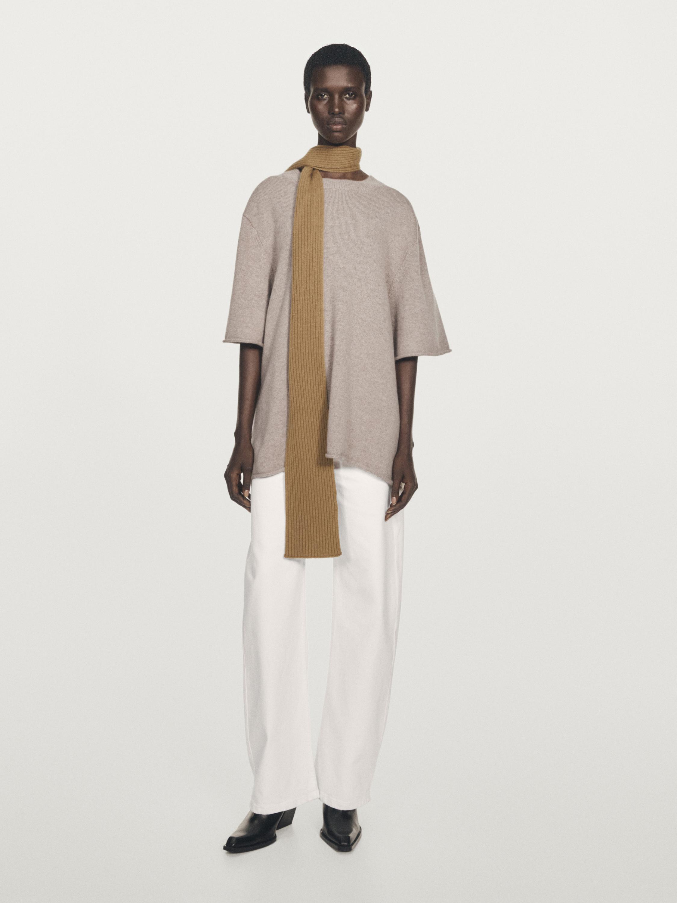 100% кашемировый объемный трикотажный свитер Massimo Dutti, Mole Brown
100% кашемировый объемный трикотажный свитер Massimo Dutti, Mole Brown