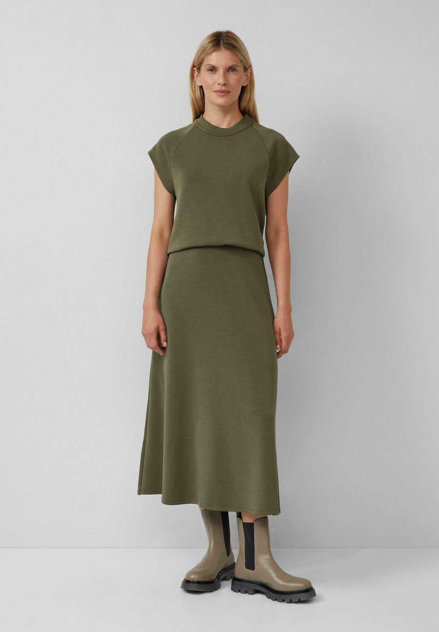 Юбка s.Oliver BLACK LABEL MIDI EN , Olivgrün/Khaki
Юбка s.Oliver BLACK LABEL MIDI EN , Olivgrün/Khaki