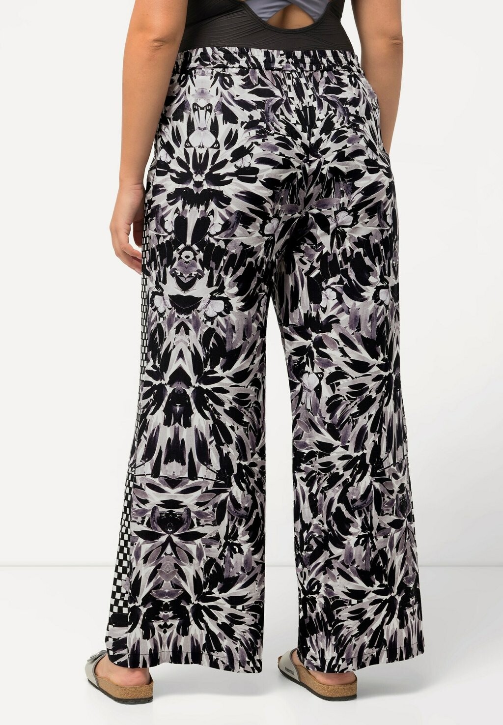 Брюки Ulla Popken, черный
Брюки Ulla Popken, черный