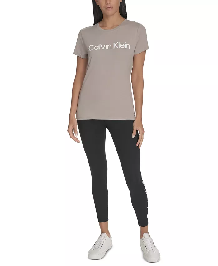 Женская футболка с логотипом Calvin Klein, коричневый/бежевый
Женская футболка с логотипом Calvin Klein, коричневый/бежевый