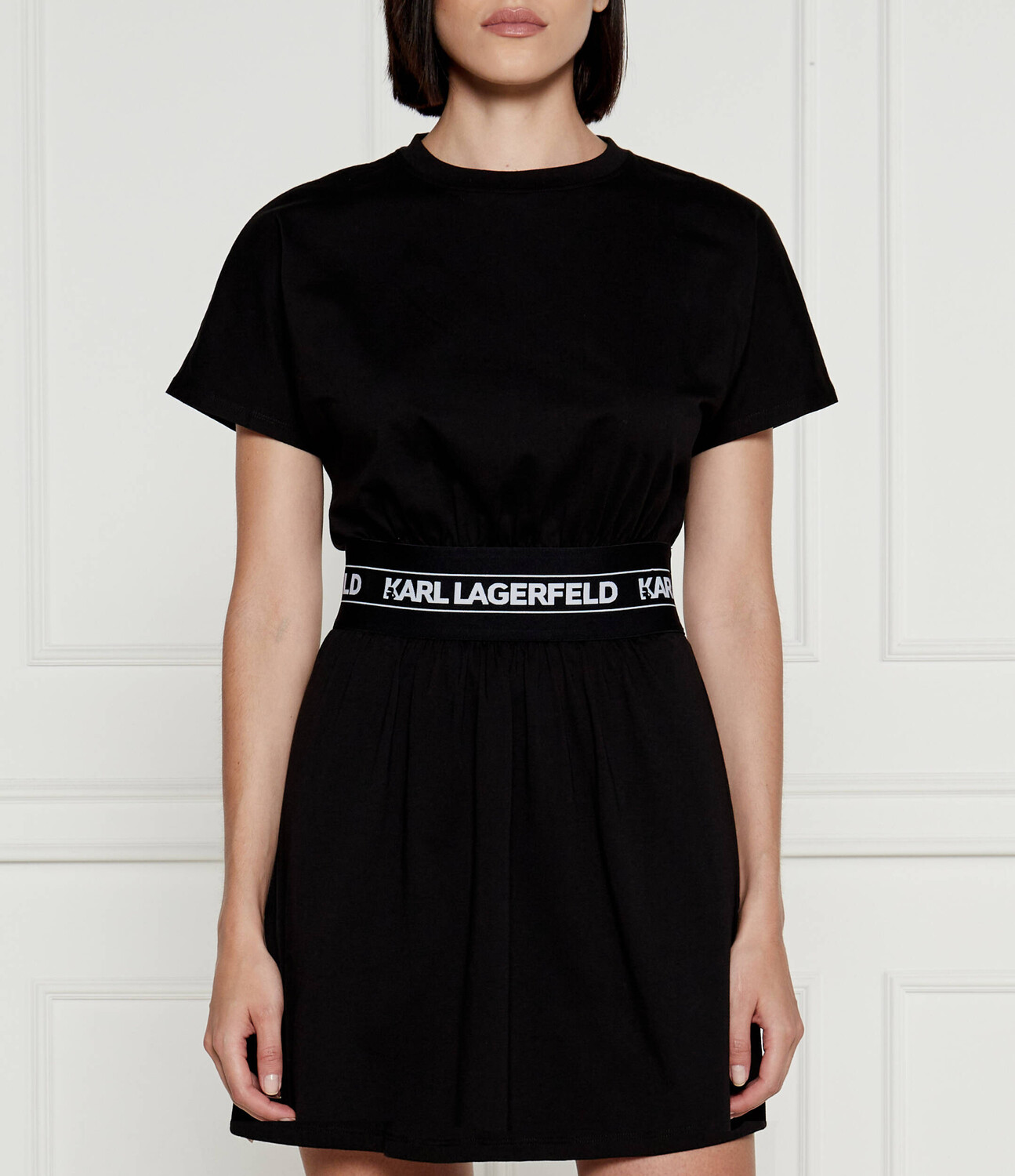 Платье Karl Lagerfeld, черный
Платье Karl Lagerfeld, черный