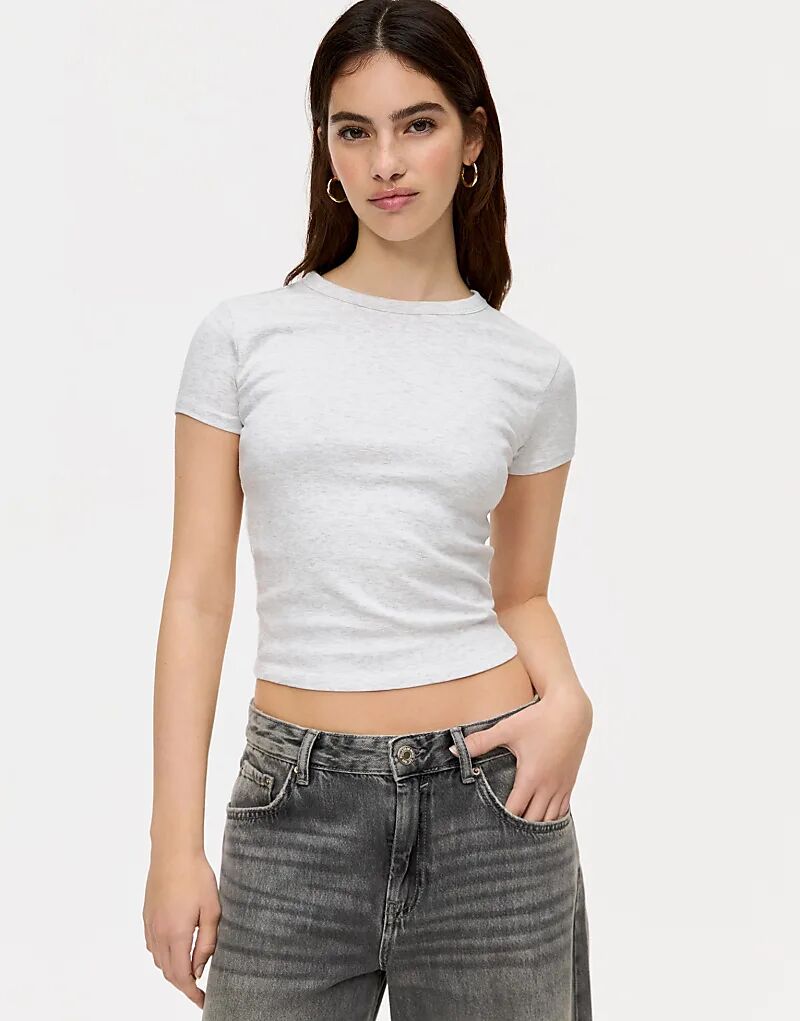 Футболка Pull&Bear облегающего кроя серого меланжевого цвета
Футболка Pull&Bear облегающего кроя серого меланжевого цвета