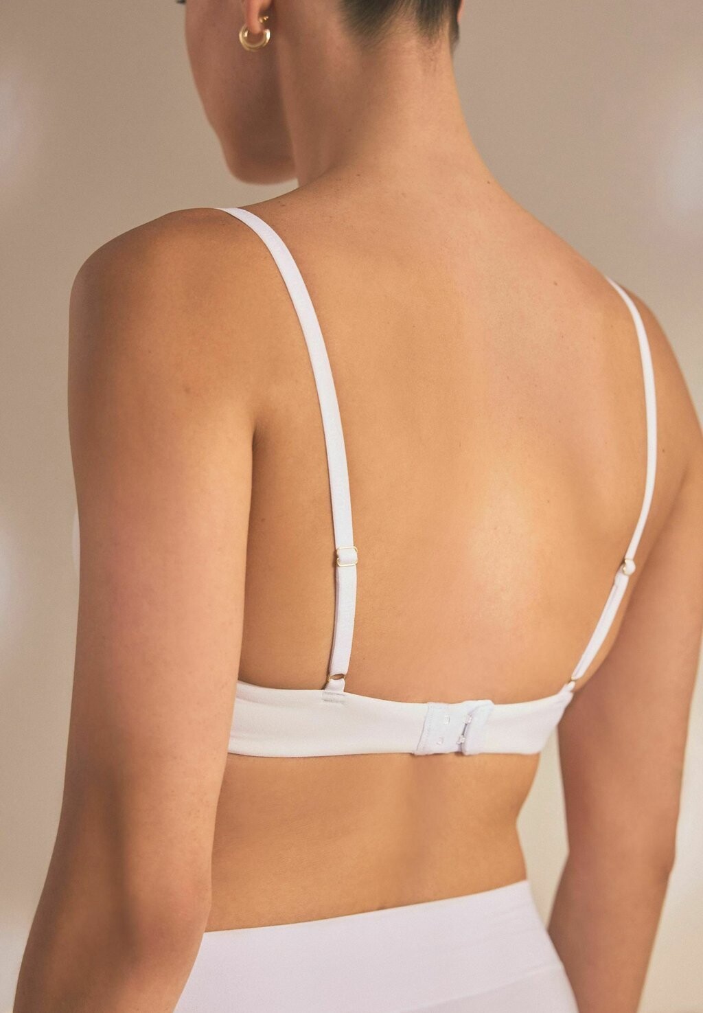 Бюстгальтер с треугольными чашками ULTIMATE COMFORT BRUSHED PAD Next, белый
Бюстгальтер с треугольными чашками ULTIMATE COMFORT BRUSHED PAD Next, белый