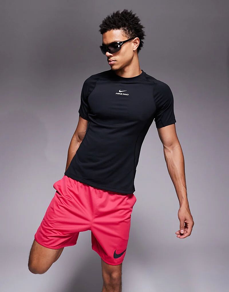 Футболка Nike Training Pro Dri-FIT для мышц черного цвета
Футболка Nike Training Pro Dri-FIT для мышц черного цвета