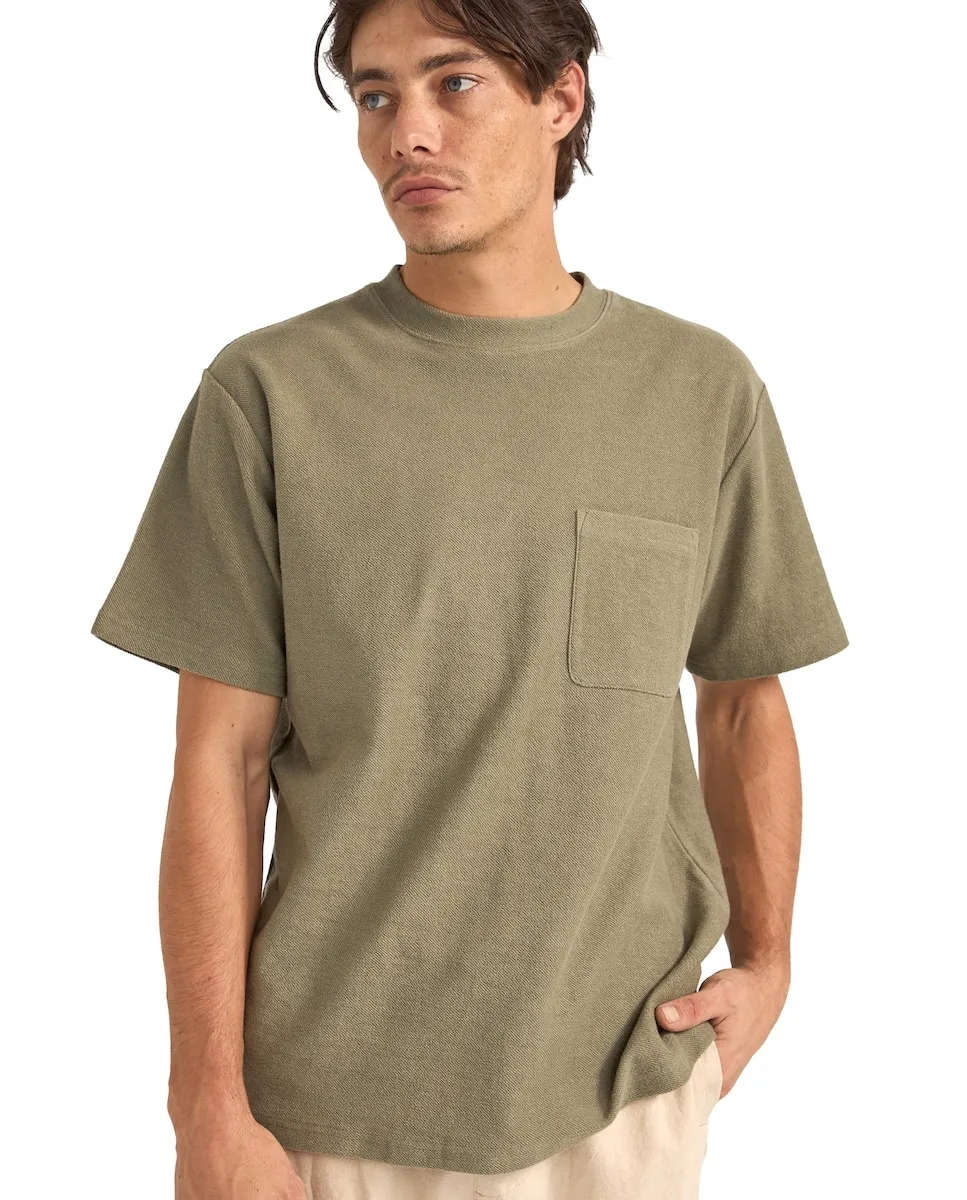 Винтажная майка с накладным карманом Rhythm, зеленый
Винтажная майка с накладным карманом Rhythm, зеленый