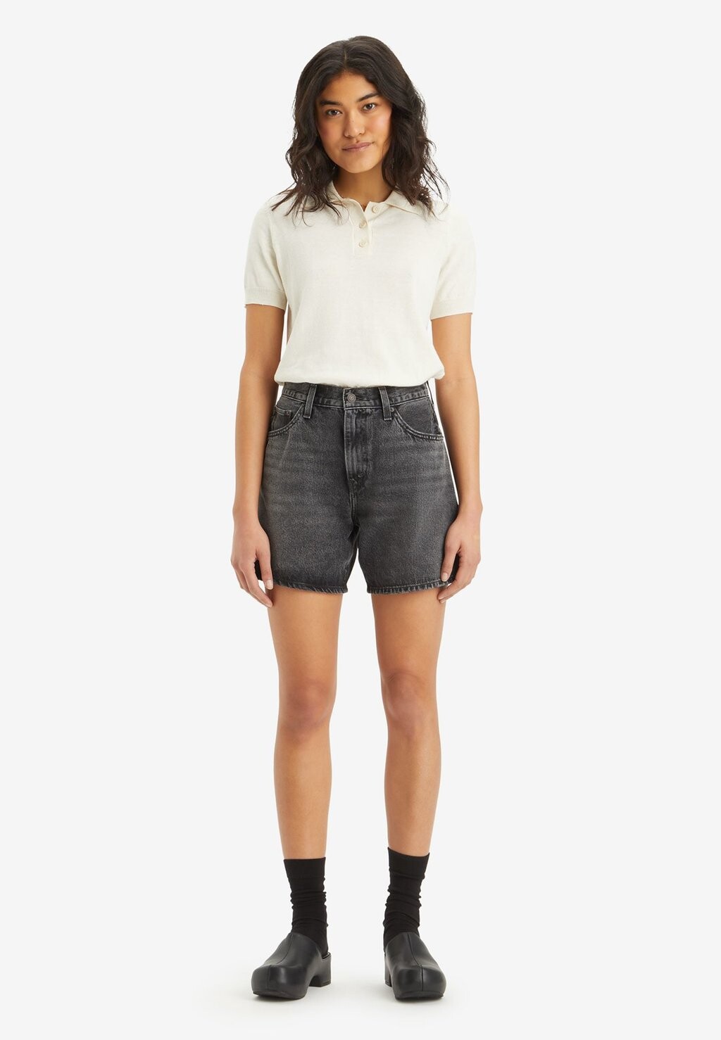 Джинсовые шорты High Baggy Levi's, черный деним
Джинсовые шорты High Baggy Levi's, черный деним