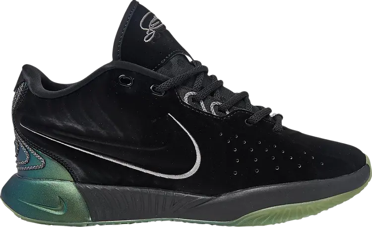 Кроссовки LeBron 21 GS 'Tahitian', черный
Кроссовки LeBron 21 GS 'Tahitian', черный