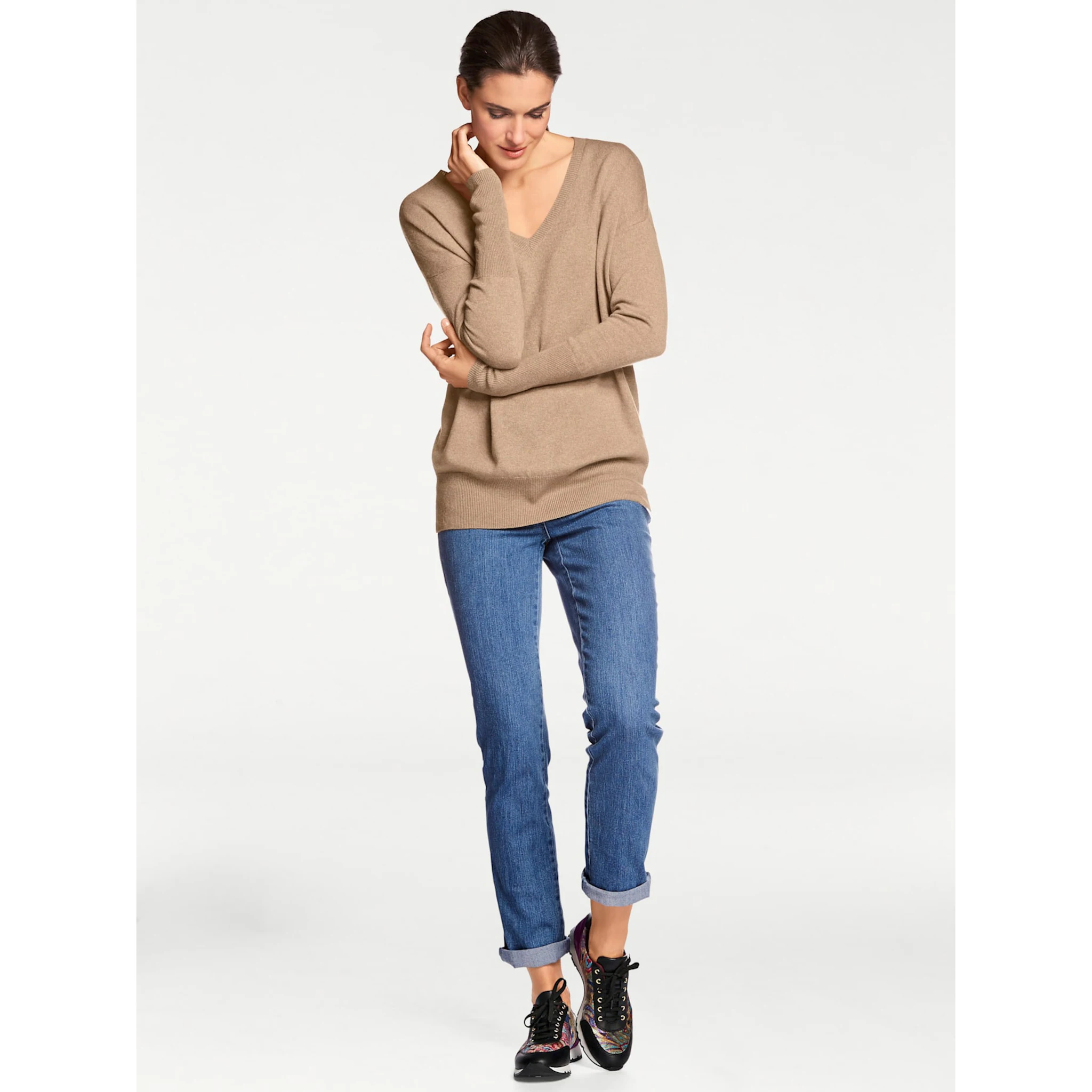 Вязаный свитер Heine "V-пуловер", цвет Camel
Вязаный свитер Heine "V-пуловер", цвет Camel