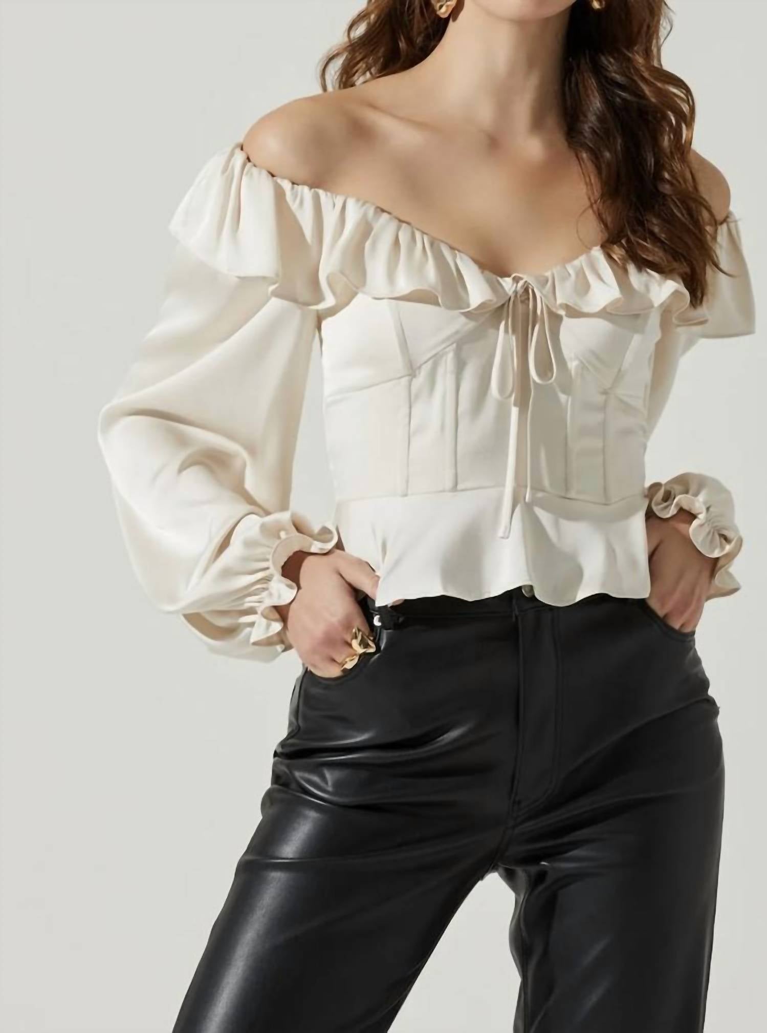 Малия Топ В Шампанском ASTR, цвет champagne 
Малия Топ В Шампанском ASTR, цвет champagne