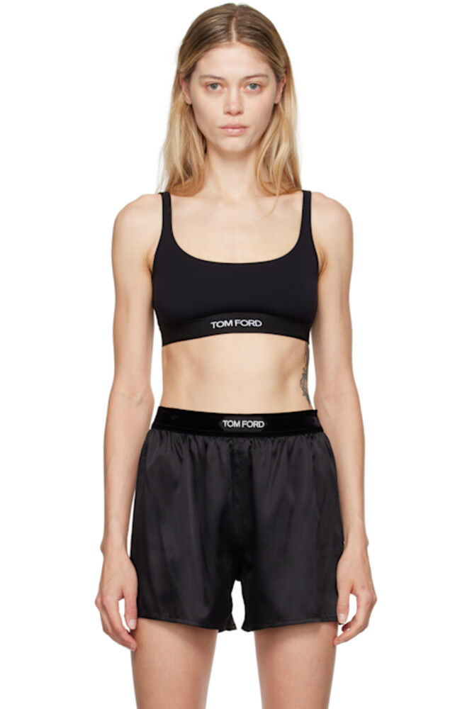 Черный фирменный бюстгальтер TOM FORD
Черный фирменный бюстгальтер TOM FORD