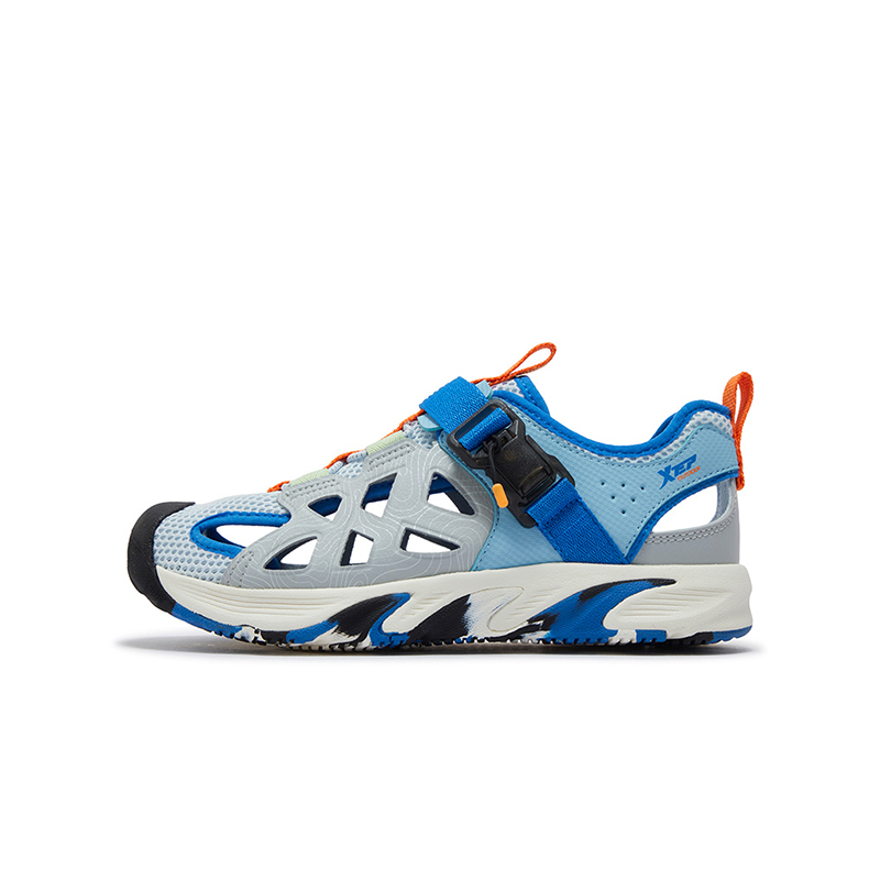 Детские сандалии для подростков XTEP, синий/серый
Детские сандалии для подростков XTEP, синий/серый