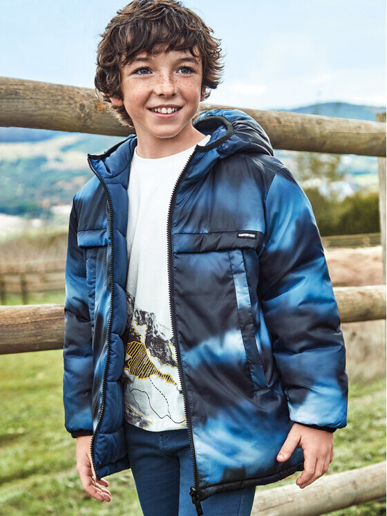 Пуховик стандартного кроя Mayoral, синий
Пуховик стандартного кроя Mayoral, синий