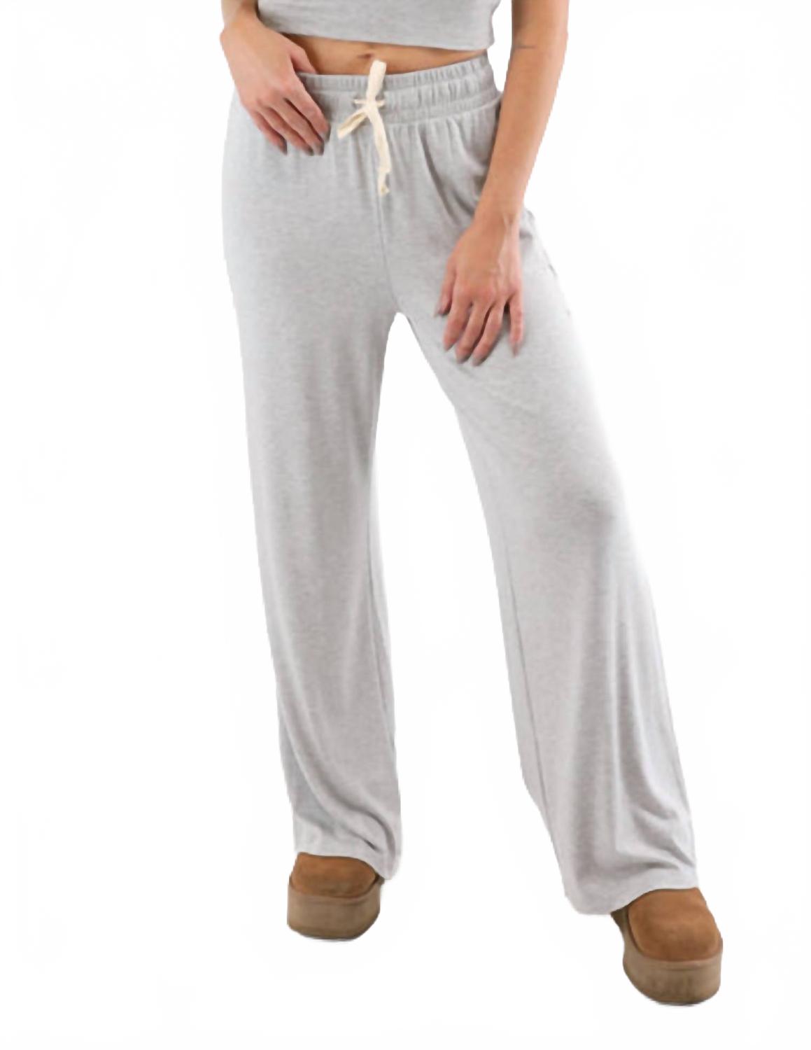 Расслабленные брюки с прямыми штанинами в сером меланже Glyder, серый
Расслабленные брюки с прямыми штанинами в сером меланже Glyder, серый