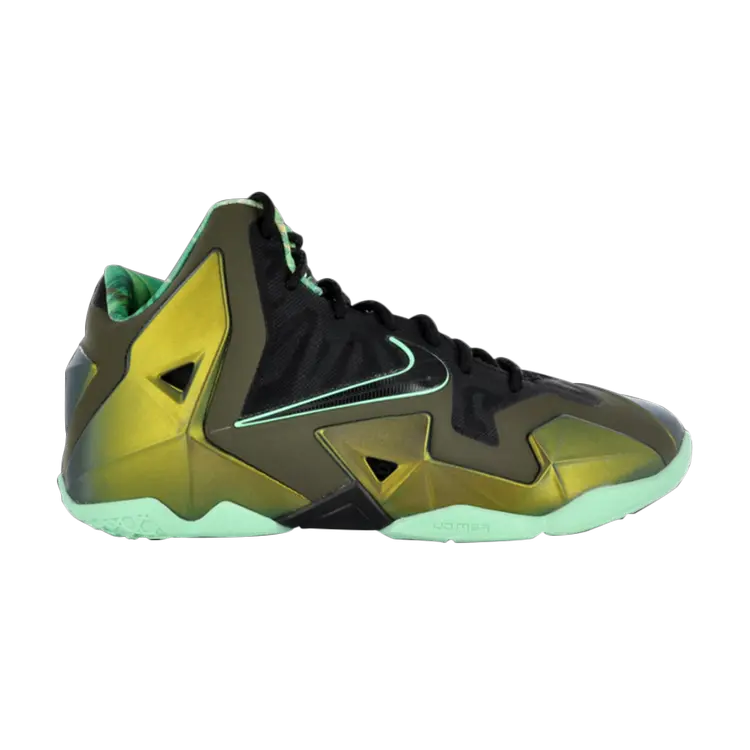 Кроссовки Nike LeBron 11 GS 'King's Pride', золотой
Кроссовки Nike LeBron 11 GS 'King's Pride', золотой