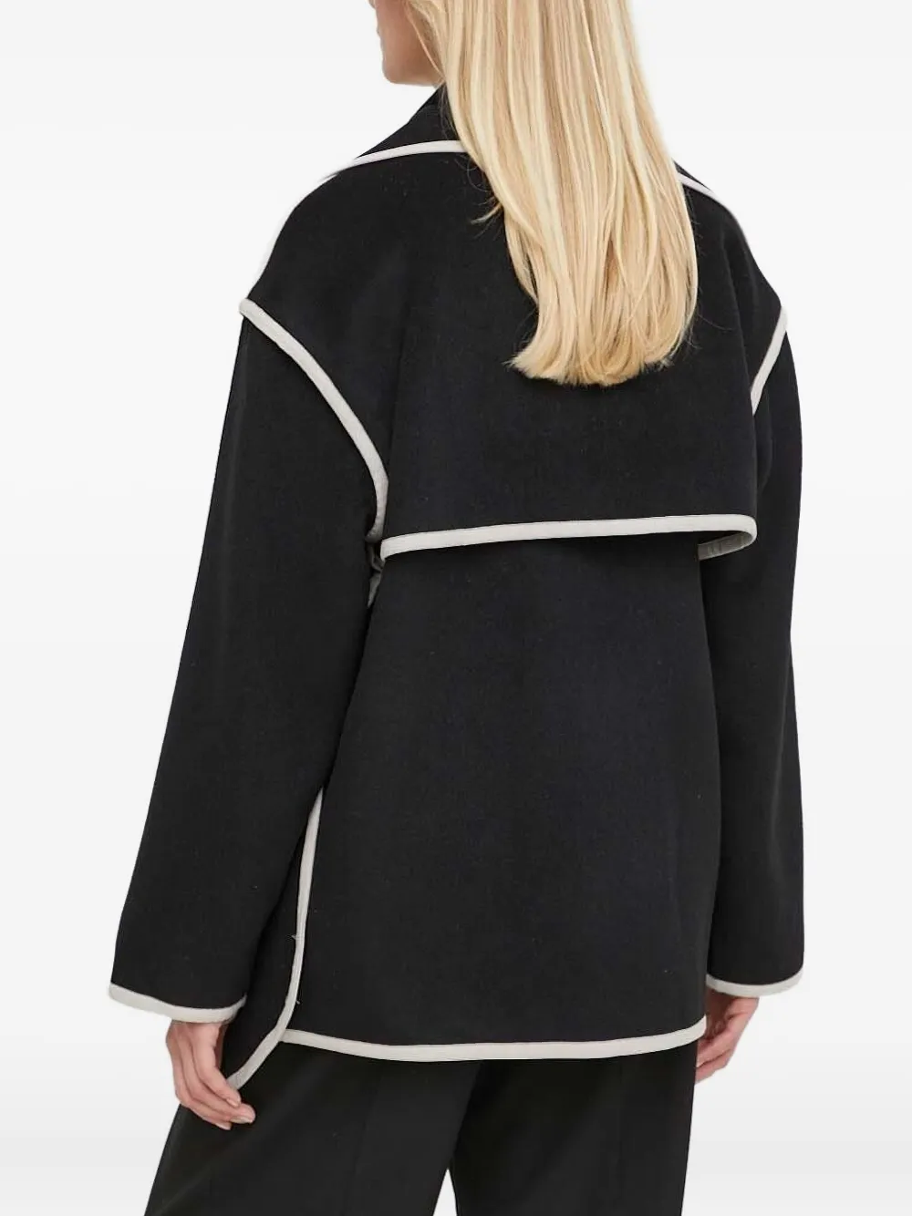 Куртка из смесовой шерсти с контрастным кантом Bruuns Bazaar, черный
Куртка из смесовой шерсти с контрастным кантом Bruuns Bazaar, черный