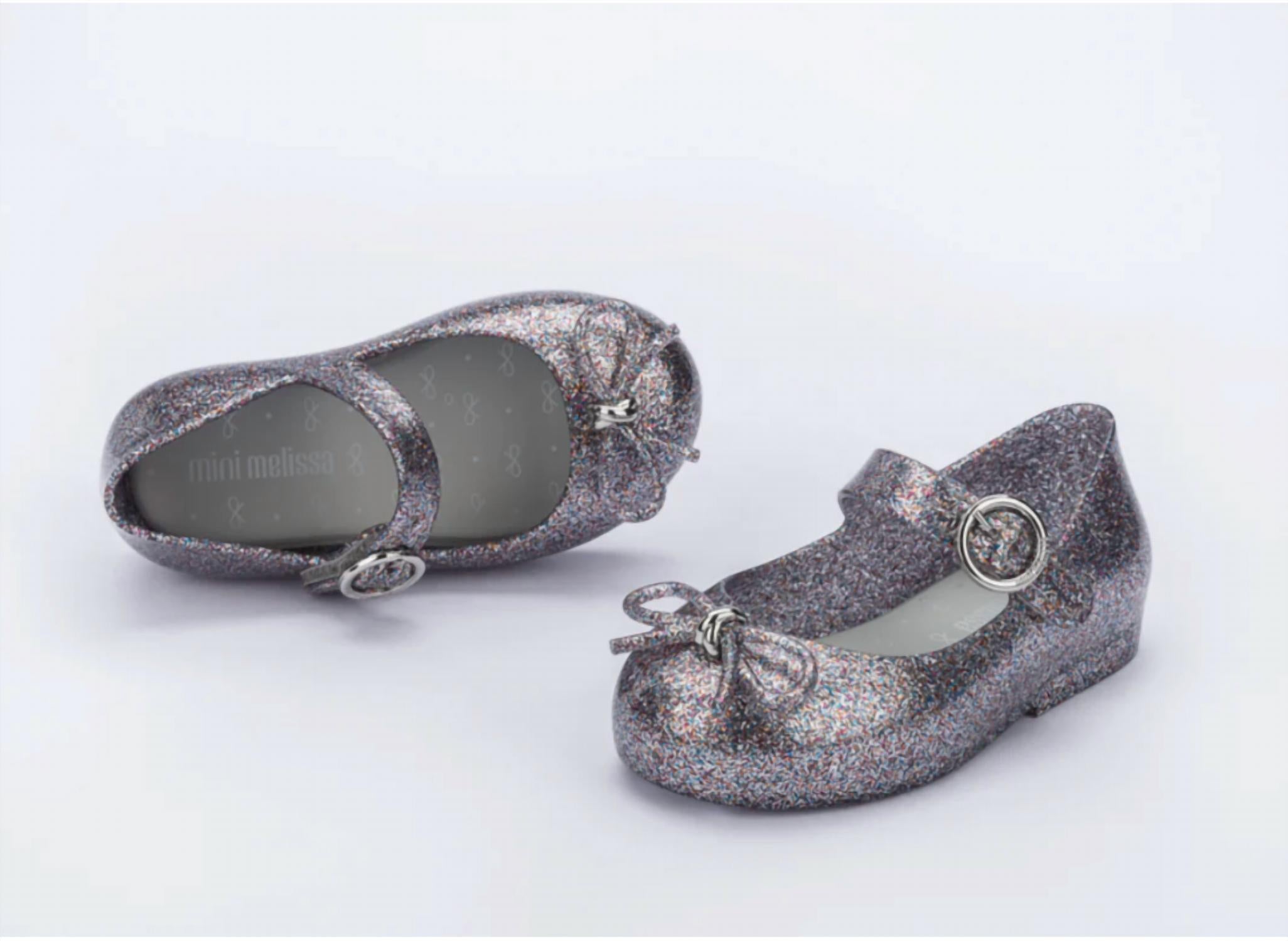 Балетки Sweet Love для девочек, серебристые блестки Mini Melissa, серебряный
Балетки Sweet Love для девочек, серебристые блестки Mini Melissa, серебряный