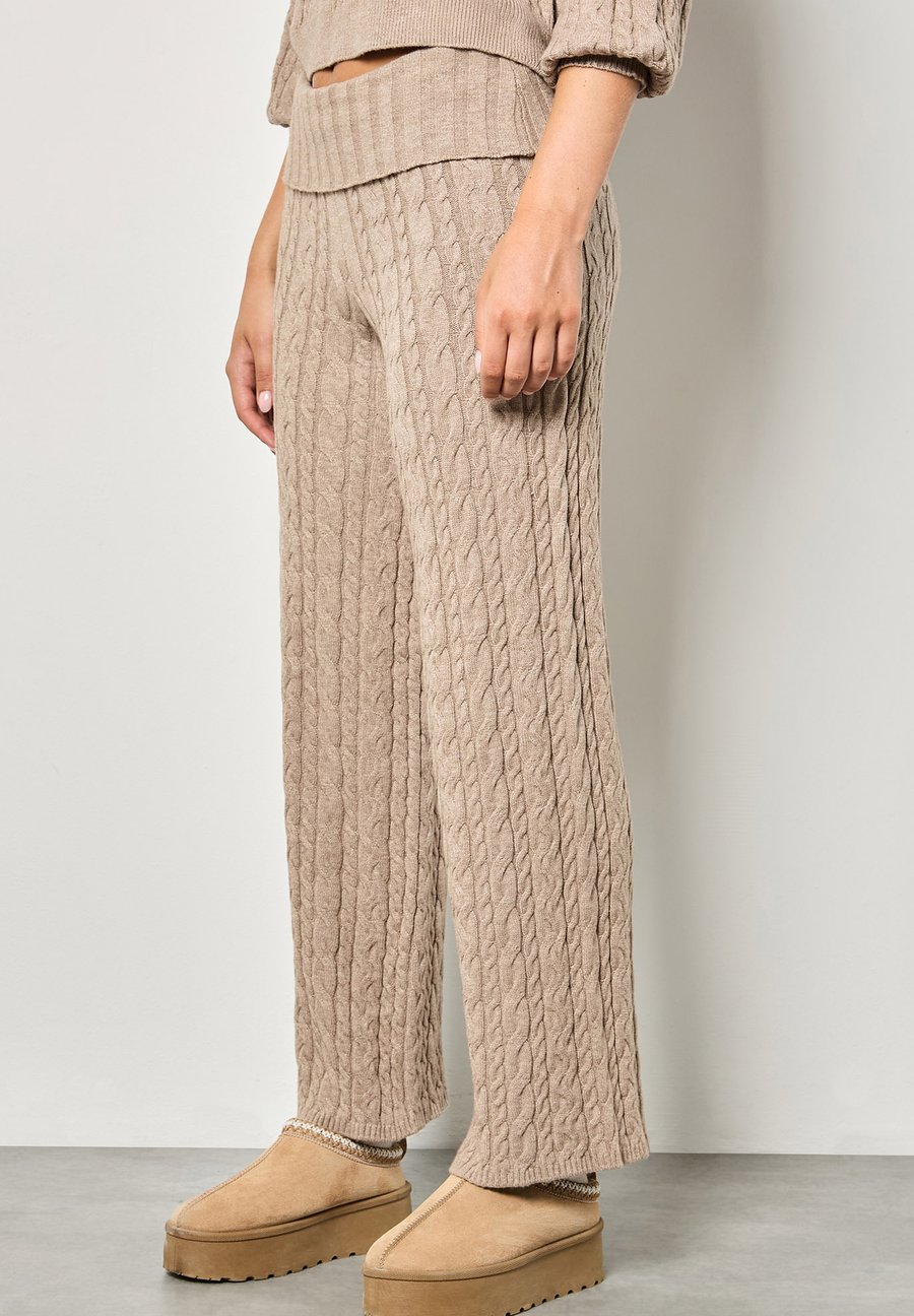 Брюки Apricot Trousers, Stone
Брюки Apricot Trousers, Stone