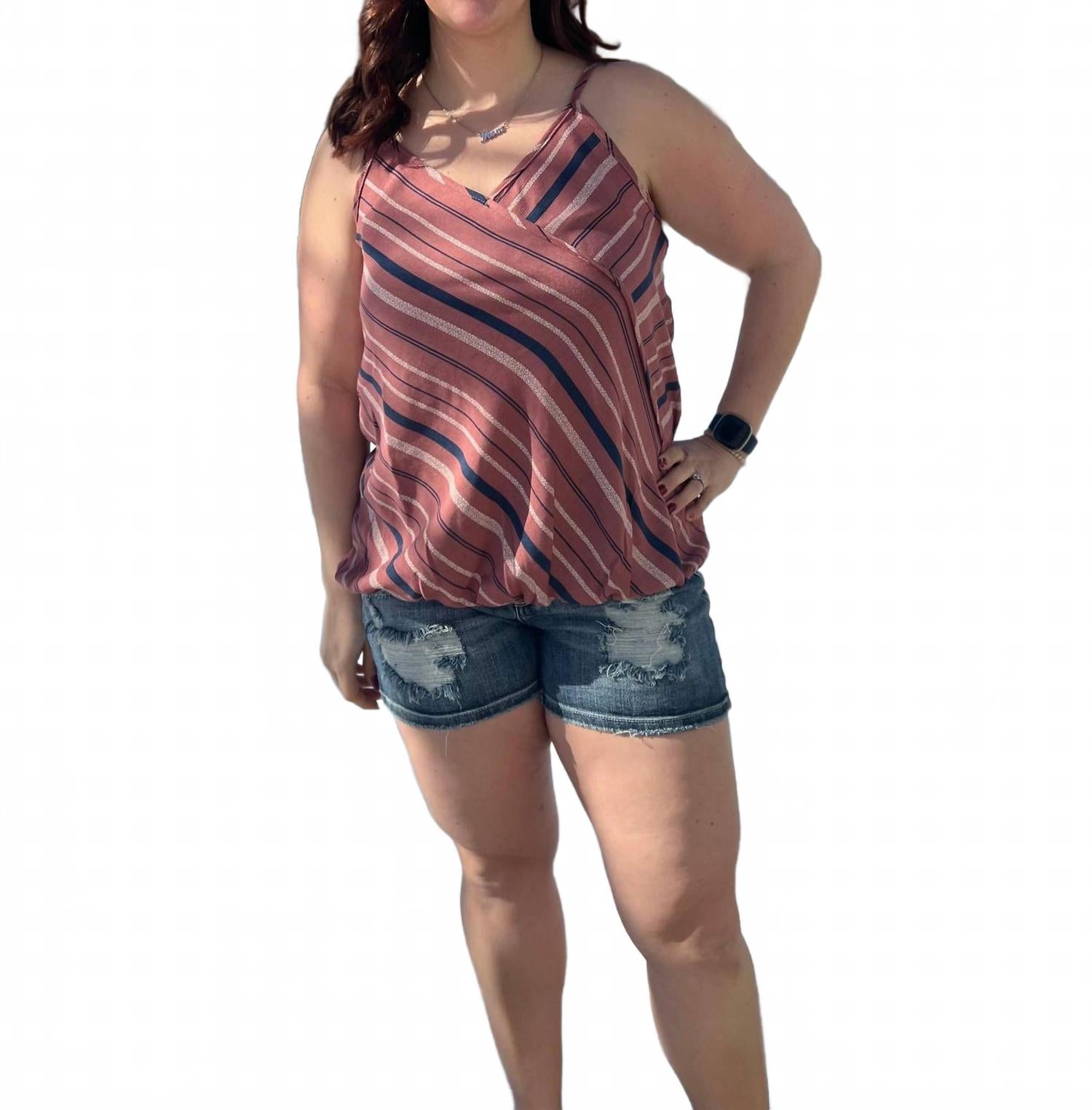 Полосатая малиновая майка на тонких бретельках E. Luna 
Полосатая малиновая майка на тонких бретельках E. Luna