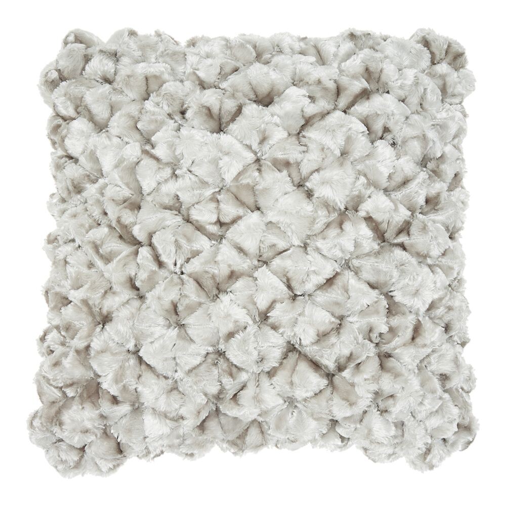 Серебряная декоративная подушка Mina Victory Velvet Shimmer Poms, цвет Silver
Серебряная декоративная подушка Mina Victory Velvet Shimmer Poms, цвет Silver