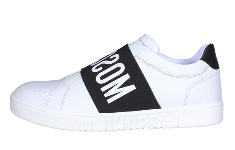 MOSCHINO Низкие стильные мужские кроссовки для скейтбординга белого цвета
MOSCHINO Низкие стильные мужские кроссовки для скейтбординга белого цвета