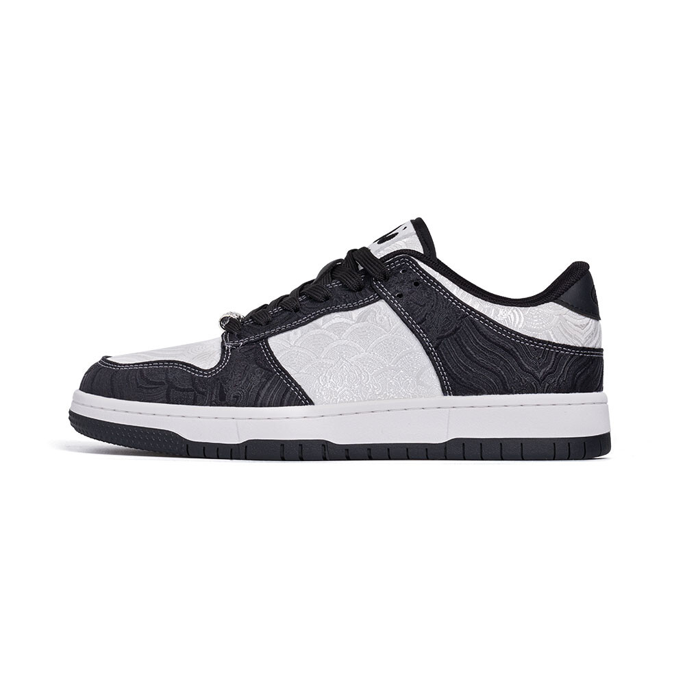 Кроссовки MR.A Skateboarding Shoes Unisex Low-top, цвет Panda silk + panda shoelaces
Кроссовки MR.A Skateboarding Shoes Unisex Low-top, цвет Panda silk + panda shoelaces