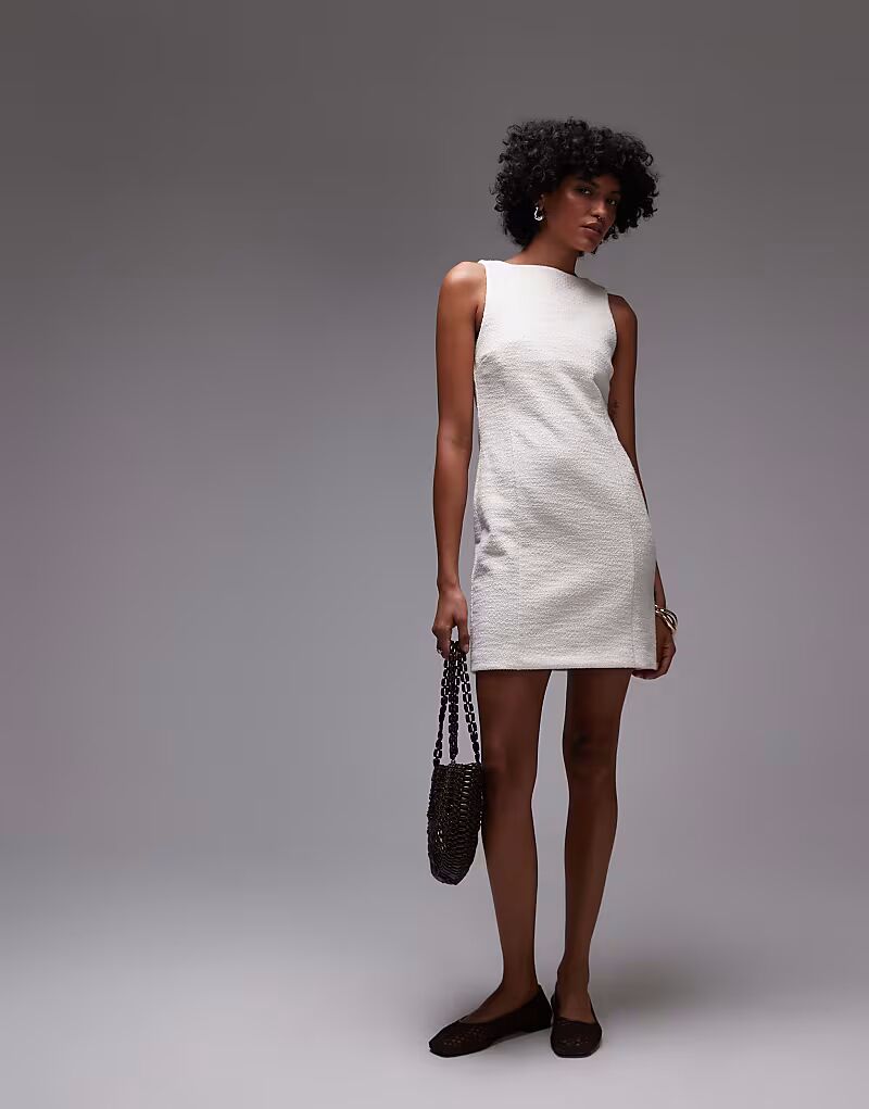 Платье-мини Mango, приталенное по фигуре, белого цвета
Платье-мини Mango, приталенное по фигуре, белого цвета