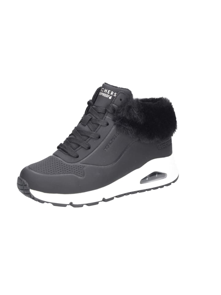 Черные тексовые ботинки Skechers
Черные тексовые ботинки Skechers