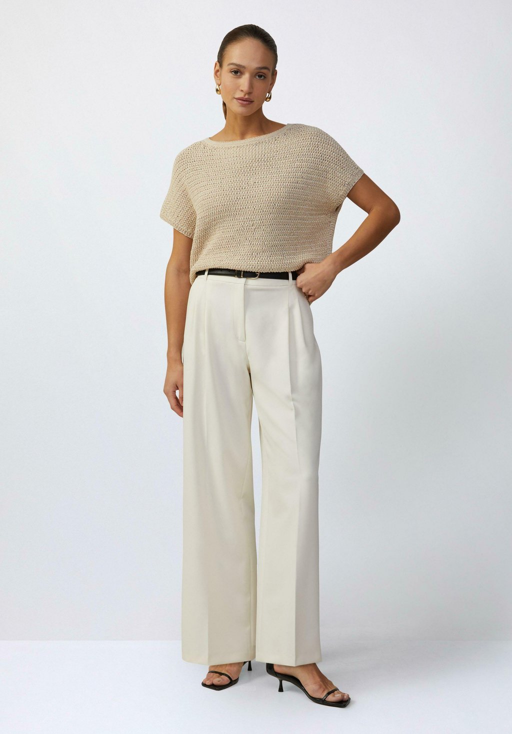 Пояс MIT DORNSCHLIESSE s.Oliver BLACK LABEL, черный
Пояс MIT DORNSCHLIESSE s.Oliver BLACK LABEL, черный