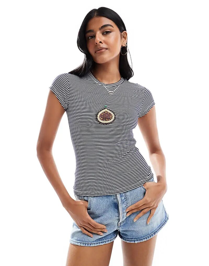 Полосатая детская футболка ASOS DESIGN с изображением инжира, вышитым бисером, темно-синего цвета
Полосатая детская футболка ASOS DESIGN с изображением инжира, вышитым бисером, темно-синего цвета