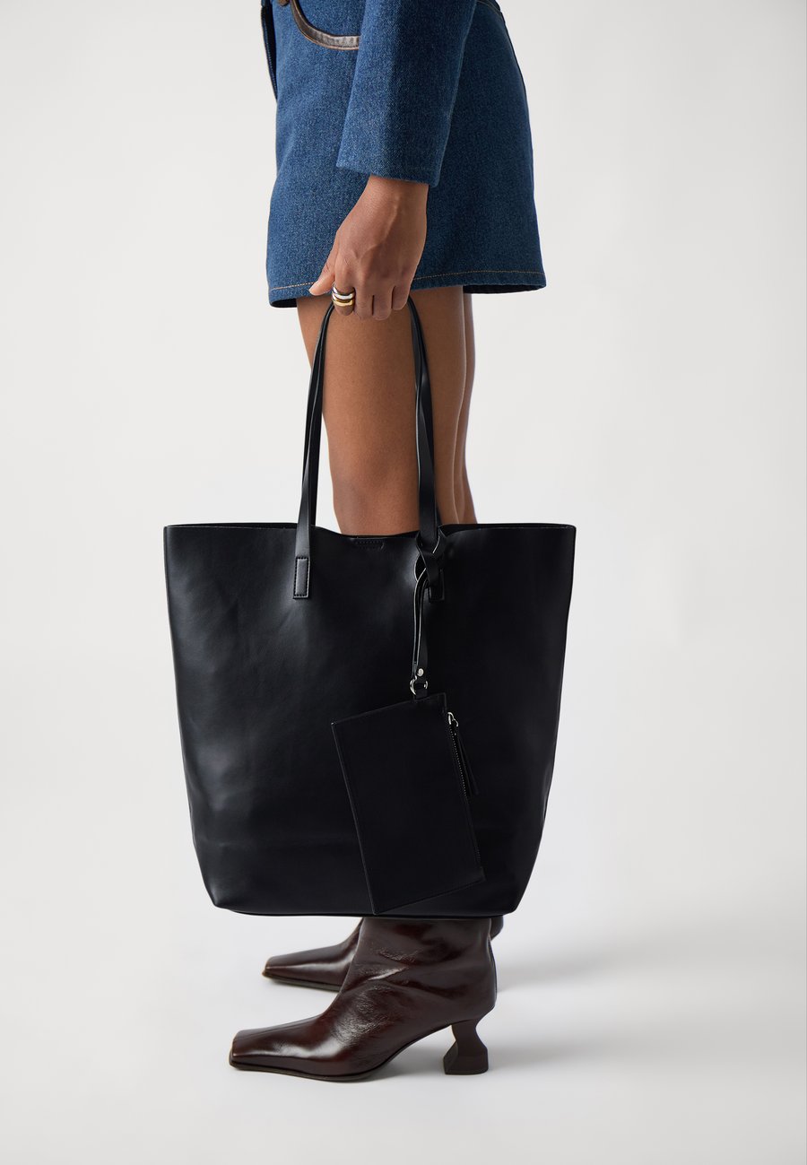 Сумка-шоппер Pieces PCANILLA , Black
Сумка-шоппер Pieces PCANILLA , Black