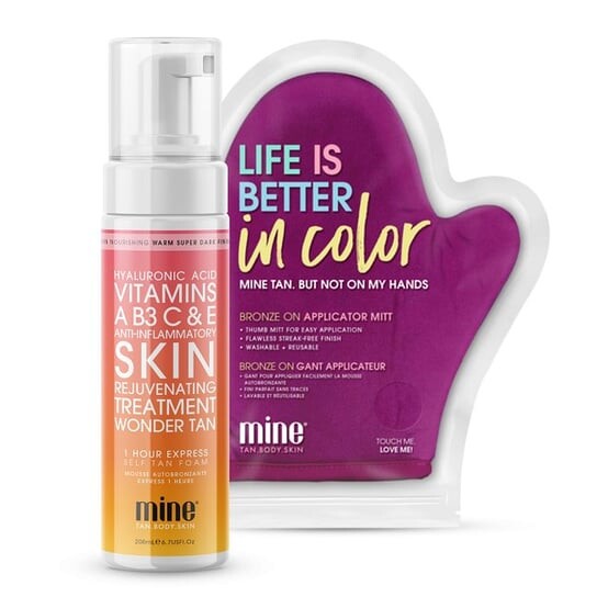 Пена для автозагара + перчатка MineTan Wonder Tan
Пена для автозагара + перчатка MineTan Wonder Tan