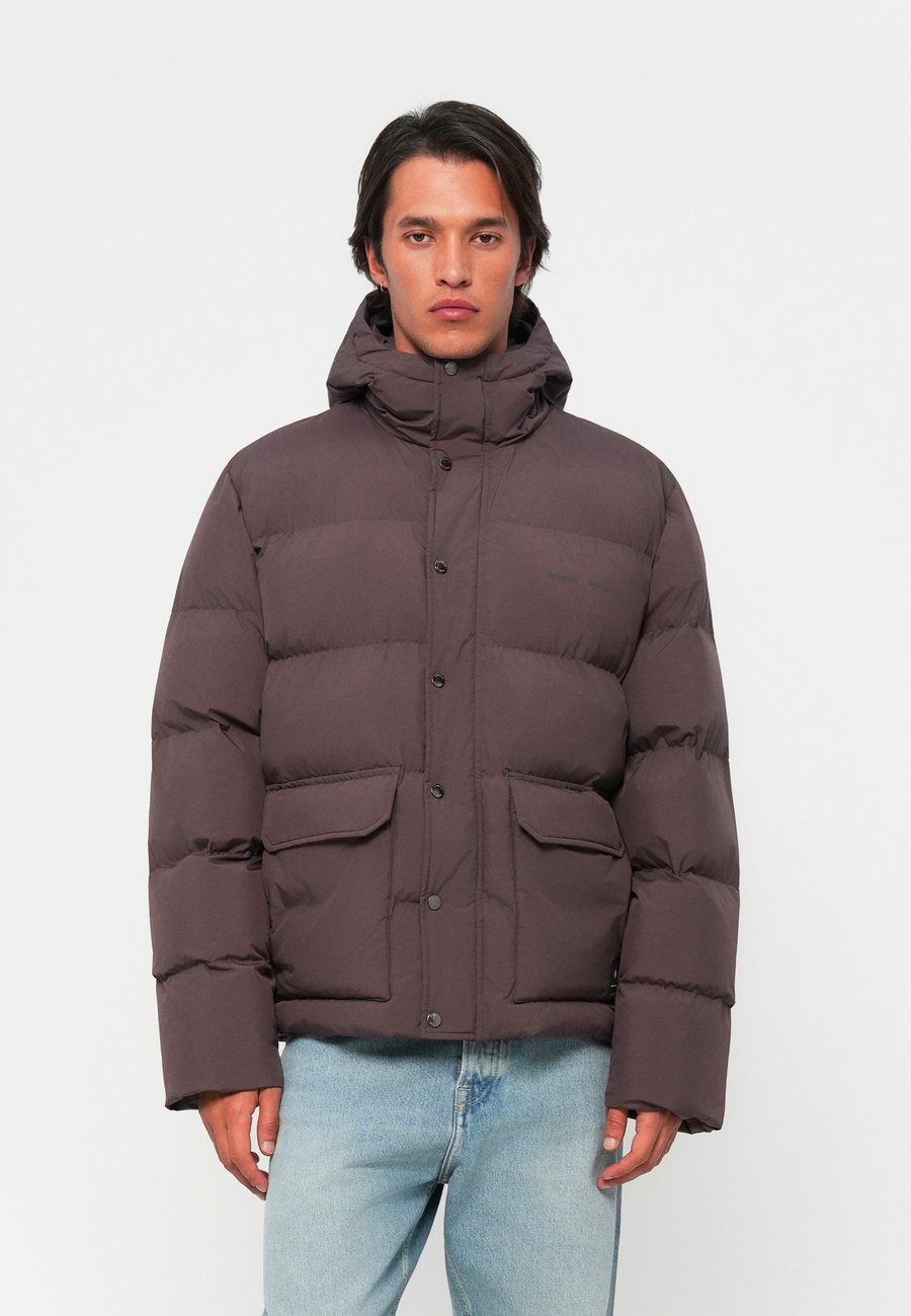 Куртка Samsøe Samsøe ULF PUFFER JACKET, Raisin/Berry
Куртка Samsøe Samsøe ULF PUFFER JACKET, Raisin/Berry