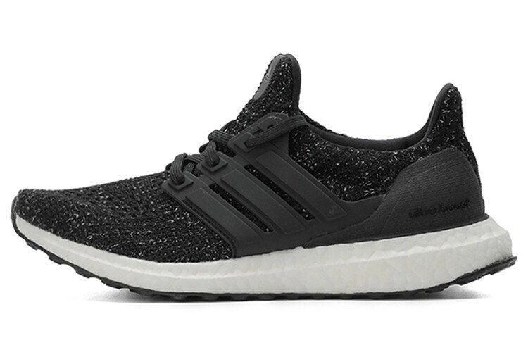 Женские беговые кроссовки Adidas Ultraboost 4.0
Женские беговые кроссовки Adidas Ultraboost 4.0
