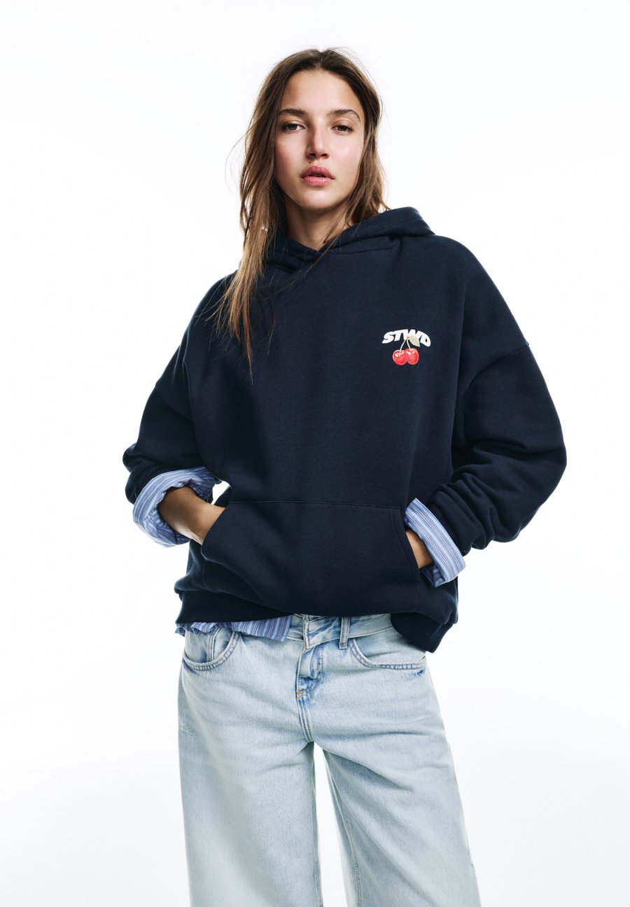 Худи PULL&BEAR Hoodie, Dark Blue
Худи PULL&BEAR Hoodie, Dark Blue