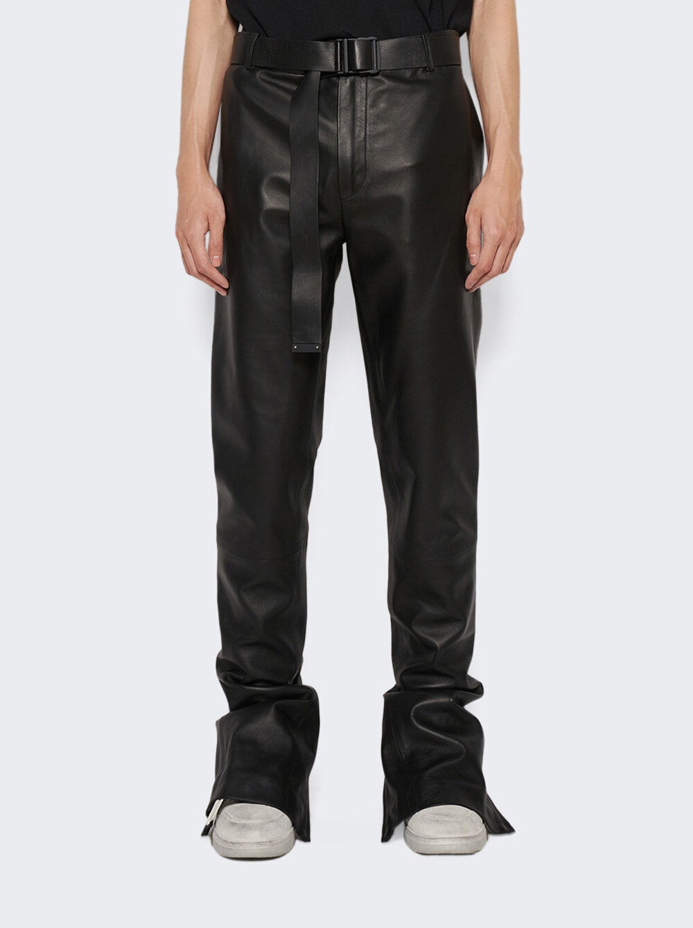 Кожаные суперузкие брюки с поясом Off-White, черный
Кожаные суперузкие брюки с поясом Off-White, черный