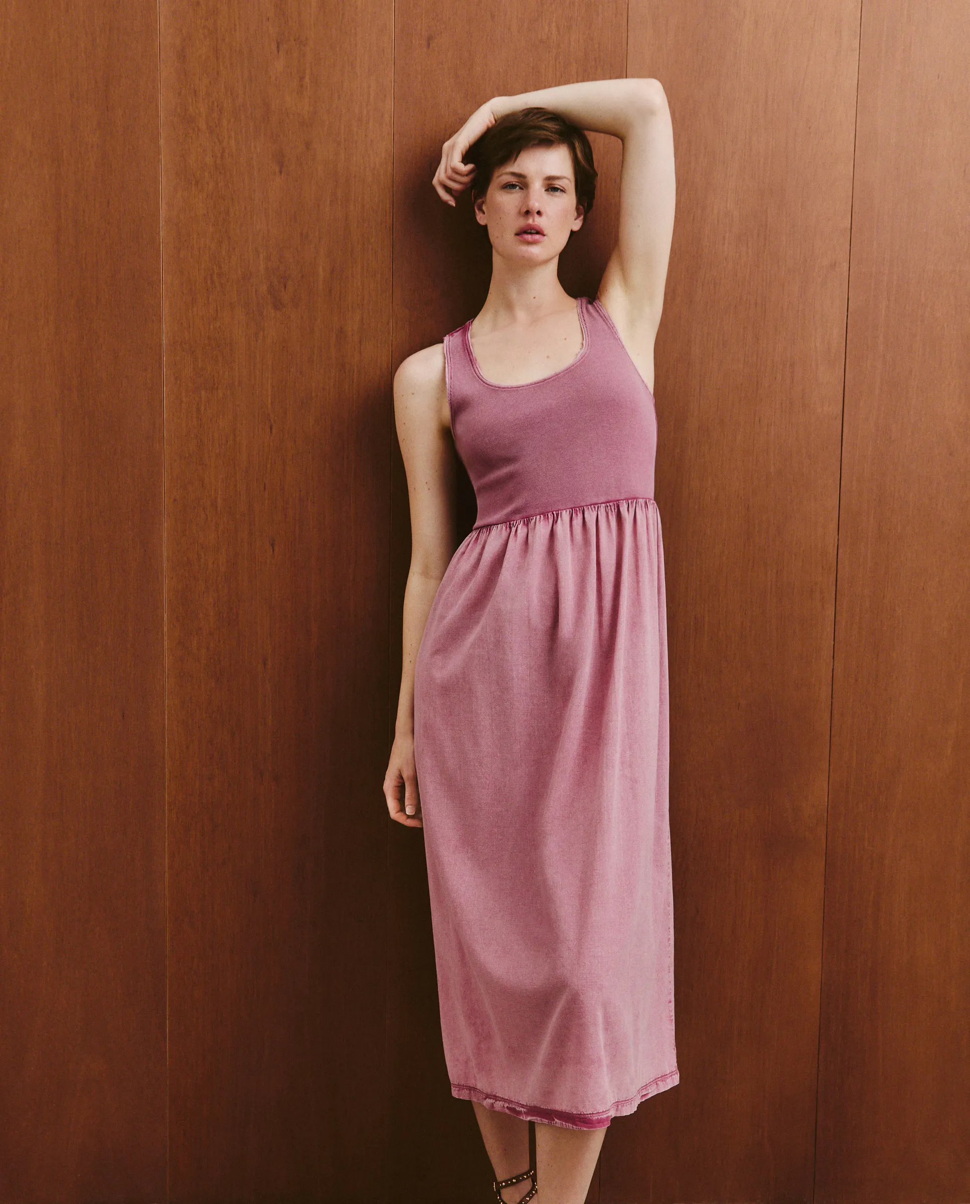 Женское платье макси гладкое Southern Cotton, сиреневый
Женское платье макси гладкое Southern Cotton, сиреневый