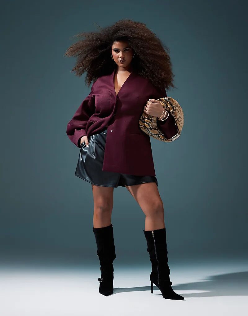 Короткие шорты из искусственной кожи с изогнутыми складками черного цвета ASOS DESIGN
Короткие шорты из искусственной кожи с изогнутыми складками черного цвета ASOS DESIGN