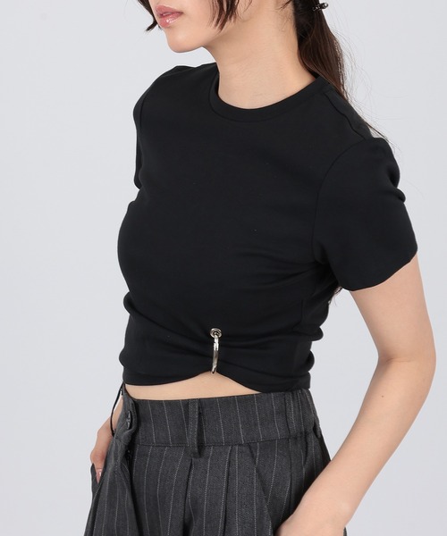 Футболка с круглым вырезом укороченная SUWDEE, черный
Футболка с круглым вырезом укороченная SUWDEE, черный