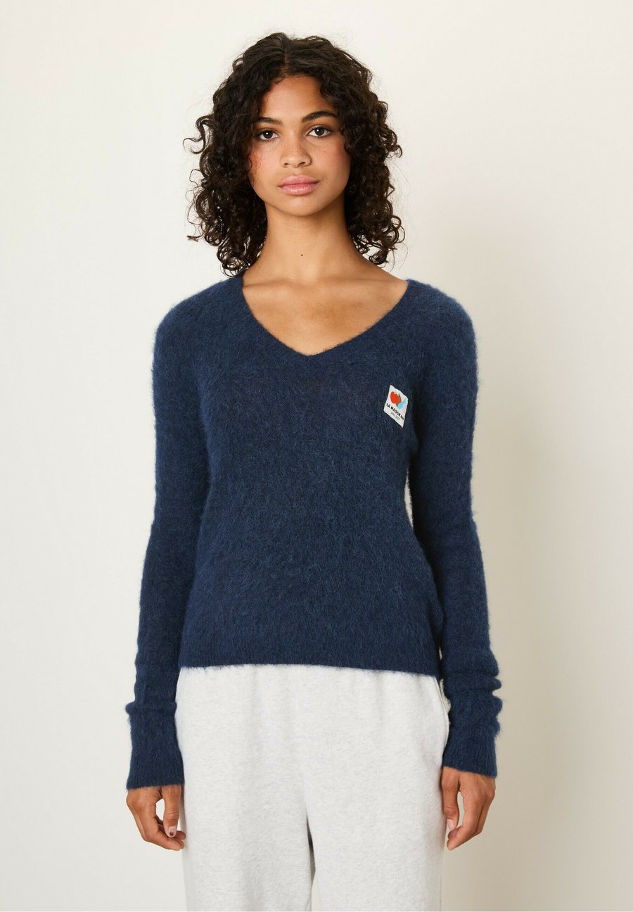 Джемпер American Vintage Jumper, Astre/Dark Blue
Джемпер American Vintage Jumper, Astre/Dark Blue