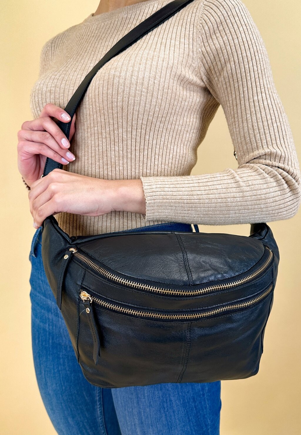 Поясная сумка FREYA Gusti Leder, цвет schwarz (schafsleder)
Поясная сумка FREYA Gusti Leder, цвет schwarz (schafsleder)